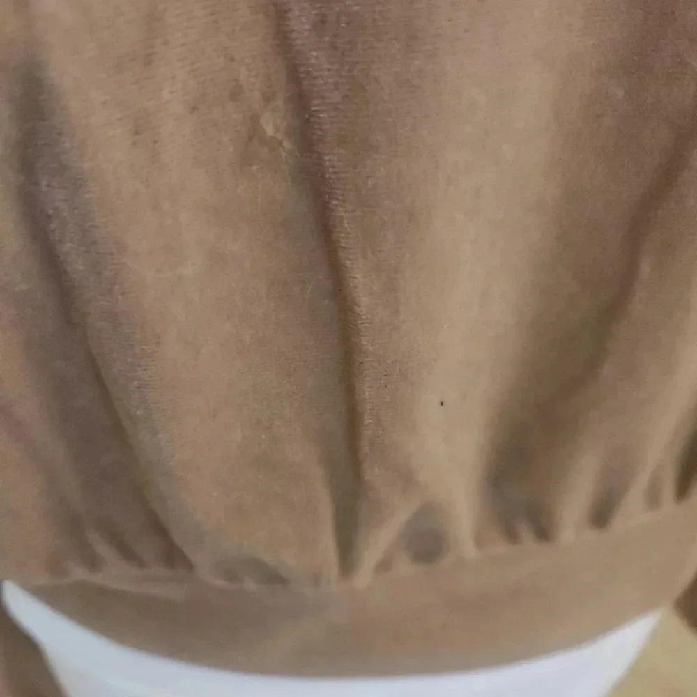 Express Velvet Velour Long Sleeve Cropped Hoodie Women’s Size M Butterscotch EUC - Picture 5 of 8